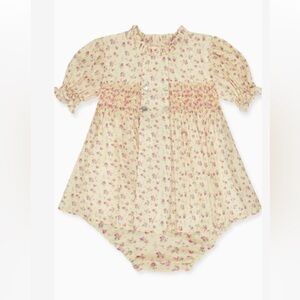 La Coqueta Floral hand smocked set puff Sleeves + bloomers